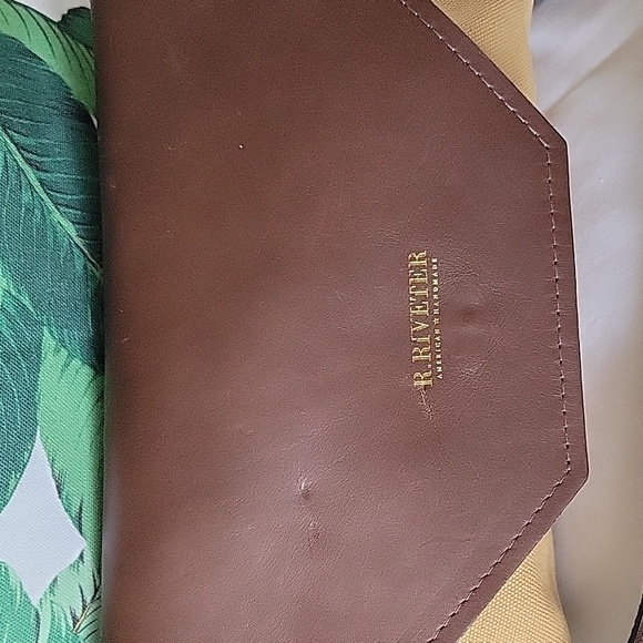 R. RIVERTON "Patton" Saddle Bag - Picture 3 of 6